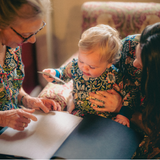 William Morris Kinder PJ Set Erdbeerdieb Marineblau