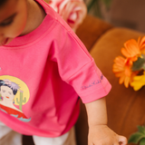 Übergroßes Kinder-T-Shirt „Pink Frida“